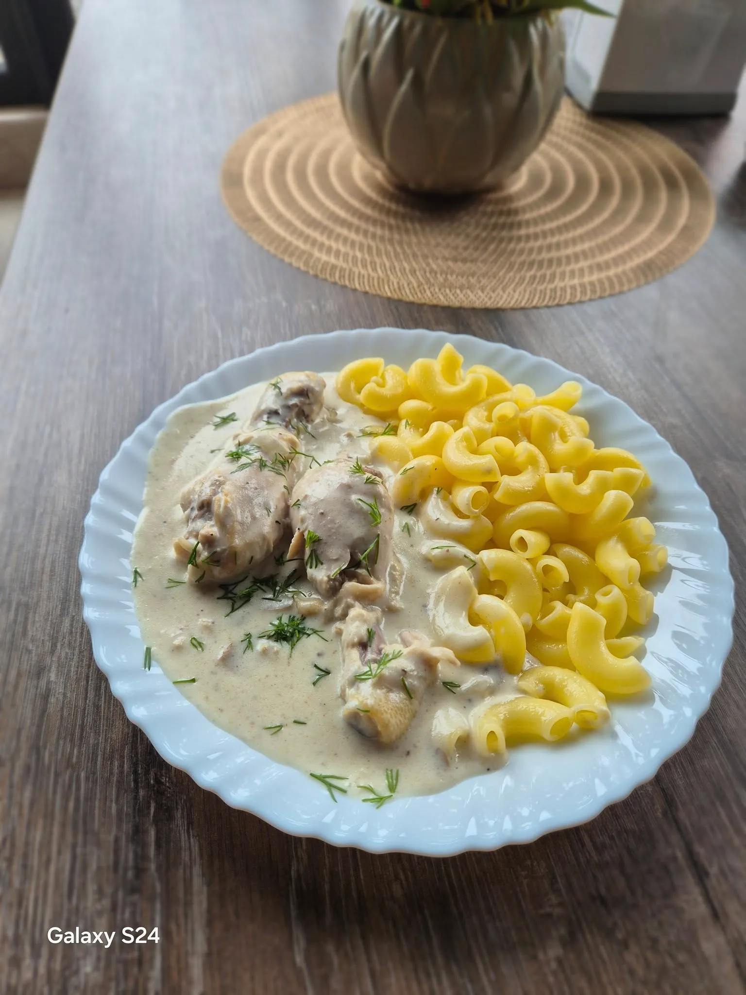 Deserturi delicioase și cafea - VAMA9 Sighetu Marmației